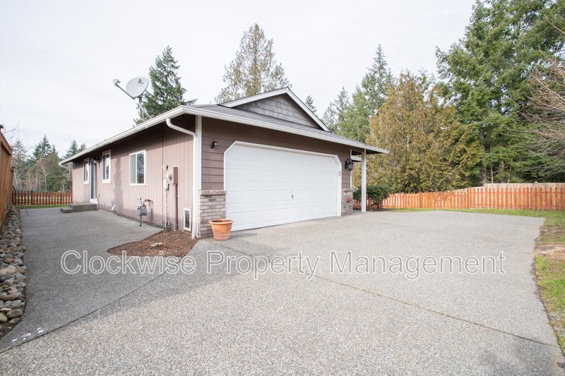 Wonderful Single Story Home 3 Bd, 2 Ba Frederickson property image