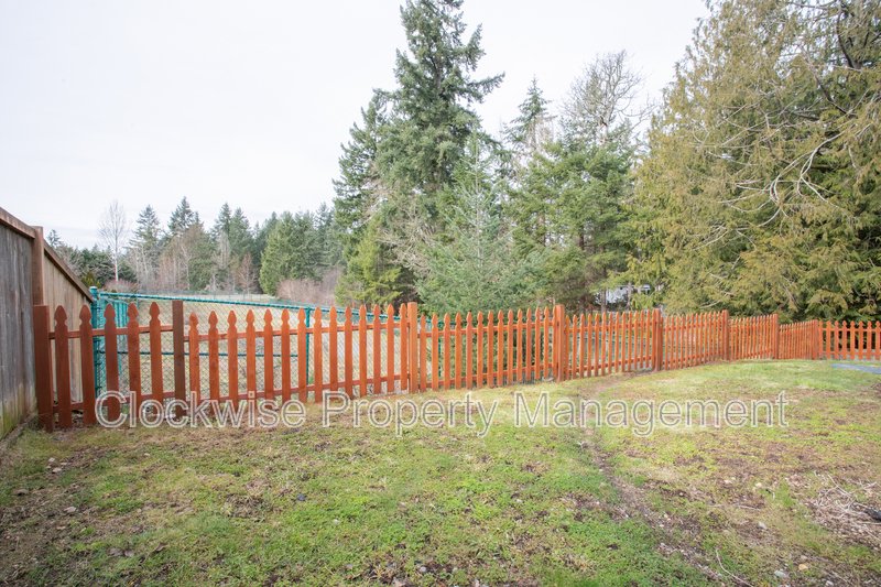 Wonderful Single Story Home 3 Bd, 2 Ba Frederickson property image