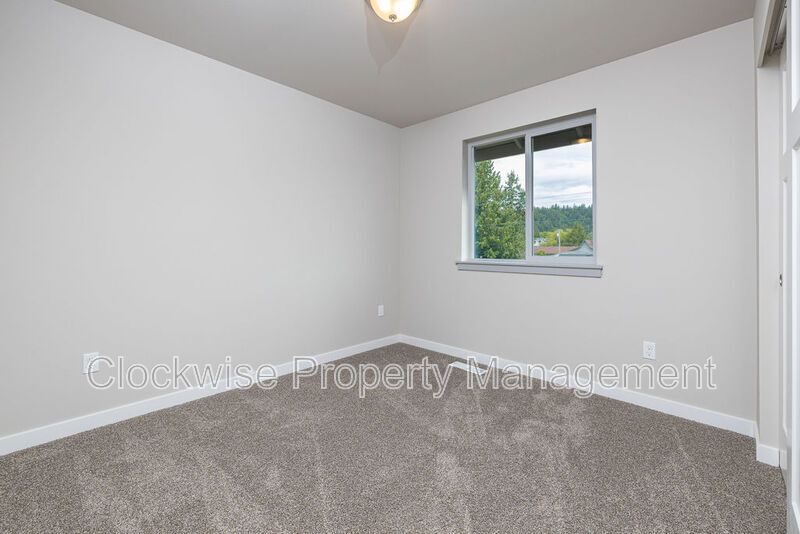 New Orting Home, 3 Bd + Den, 2 Car Garage! property image