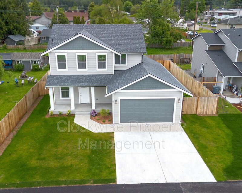 New Orting Home, 3 Bd + Den, 2 Car Garage! property image