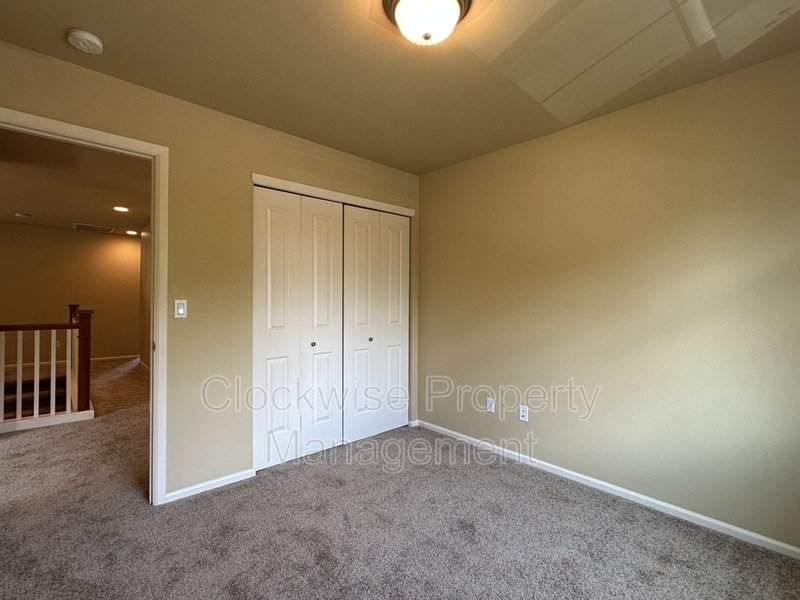 Beautiful Fife 4 BD with Bonus Rm+ Den, property image
